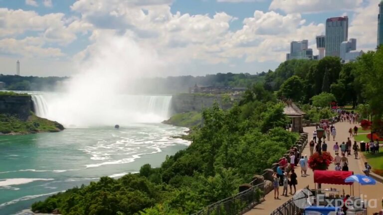 Niagara Falls Vacation Travel Guide   Expedia